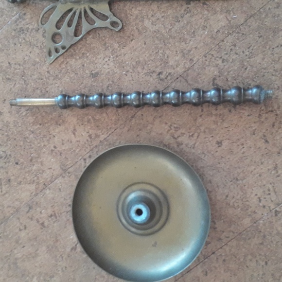 Vintage brass candlestick with butterfly reflector. - Picture 13 of 16